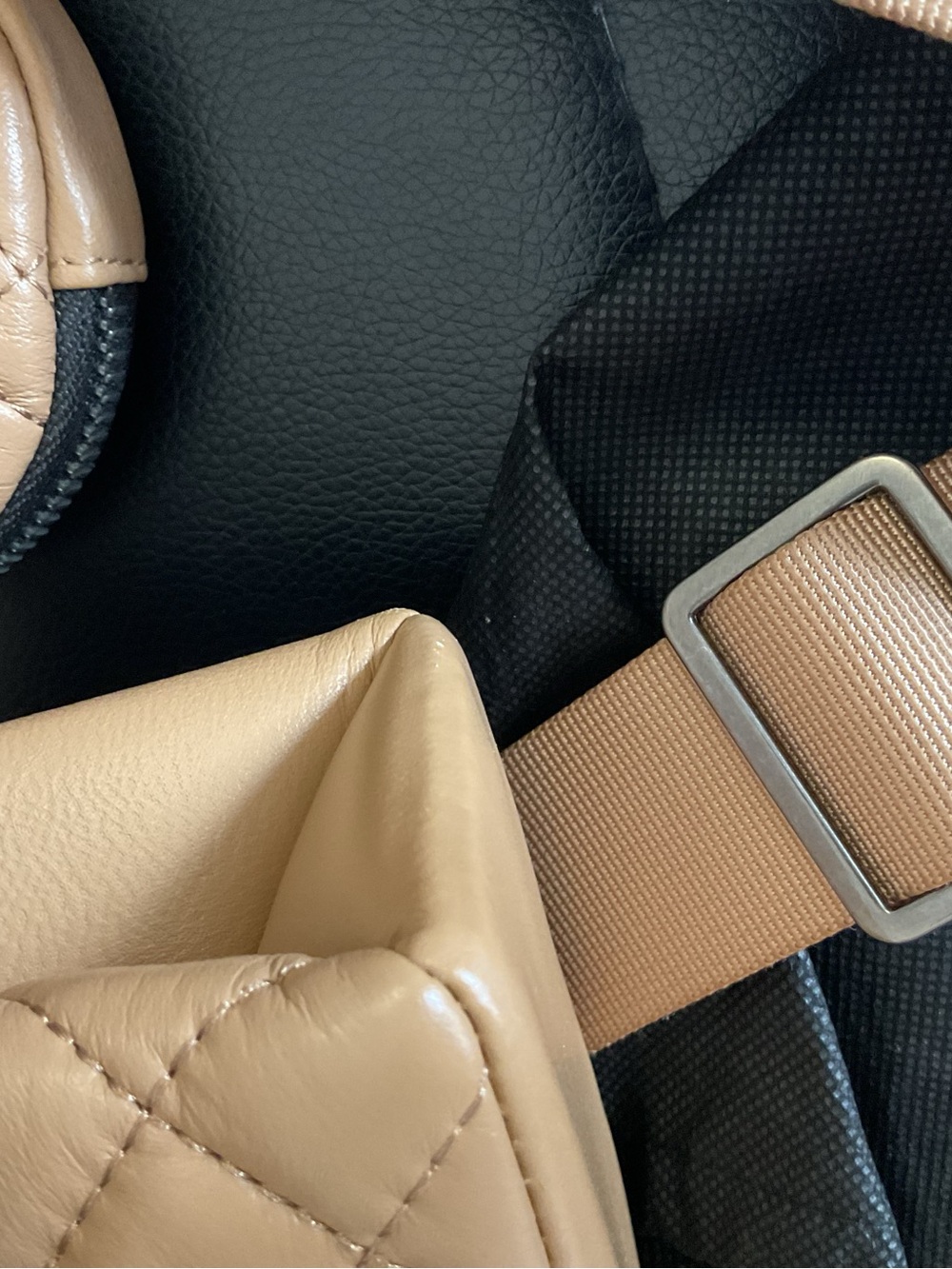 Kurt Geiger Tan Quilted Leather Crossbody with Lock and Coin Pouch - Picture 6 of 7